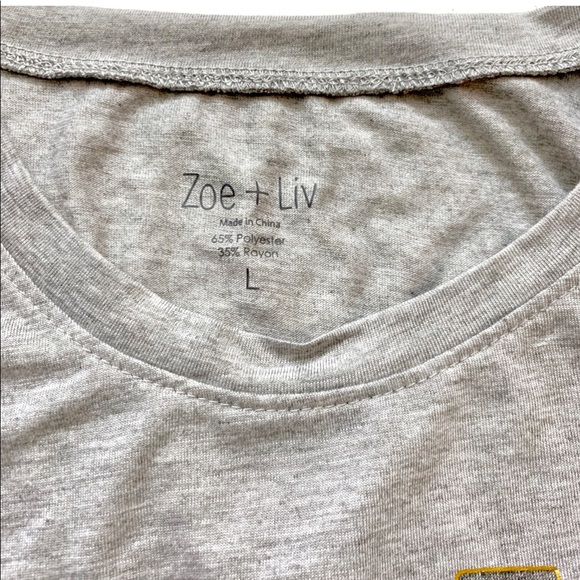 Short Sleeve ‘Wrap Queen’ Xmas Graphic T-Shirt - Picture 3 of 3